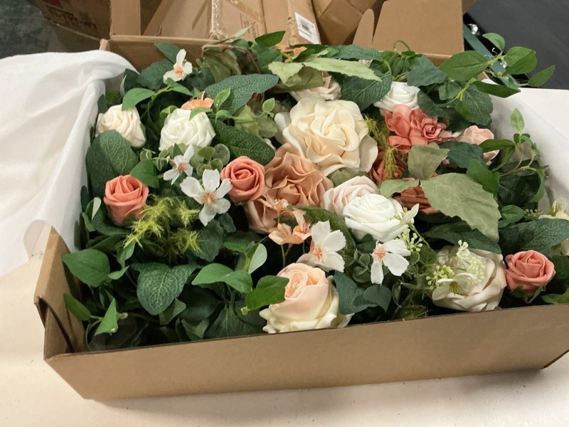 Condition photo showing Good Condition for Ling's Moment 9FT Spring Eucalyptus & Willow Leaf Flower Garland for Pink Wedding, Valentines Sweetheart Table Centerpieces Head Table Decor, Arch Backdrop Decorations for Wedding | Garden Blush Pk-garden Blush