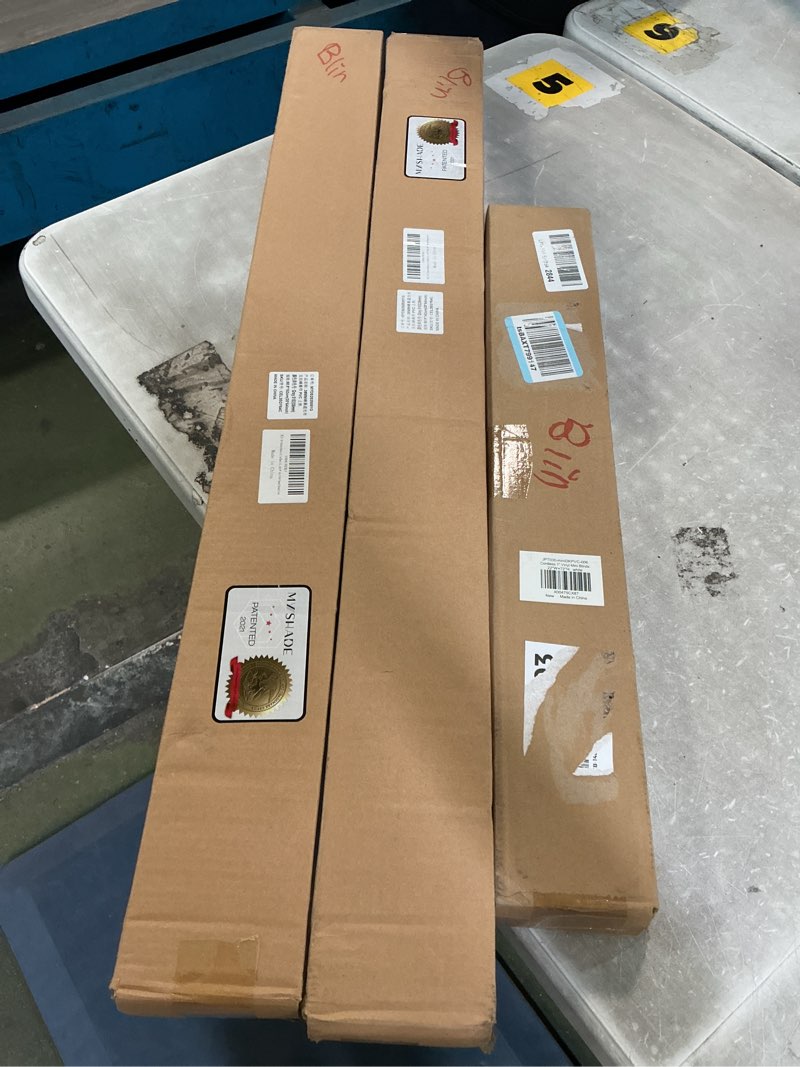 https://lotting-media.assets.bidfta.com/lotting_dc218cd8-ebd0-44dd-ab27-03f93ba2e9a6