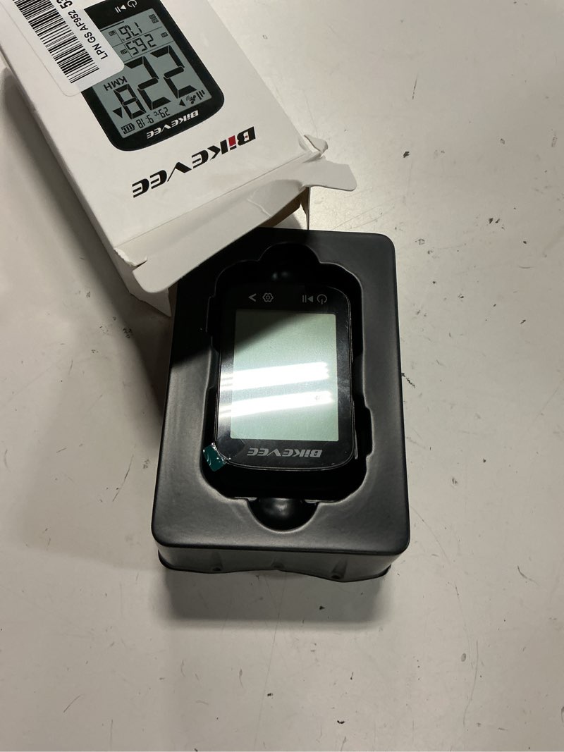 Condition photo showing Good Condition for gps bike computer wireless cycling computer with auto backlight, bicycle speedometer odometer, waterproof gps speed tracker for road mountain bikes black-a?standard mount?