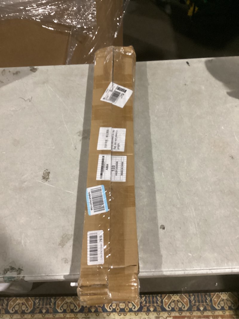 Condition photo showing Good Condition for Hidden island count granite quartz wood 