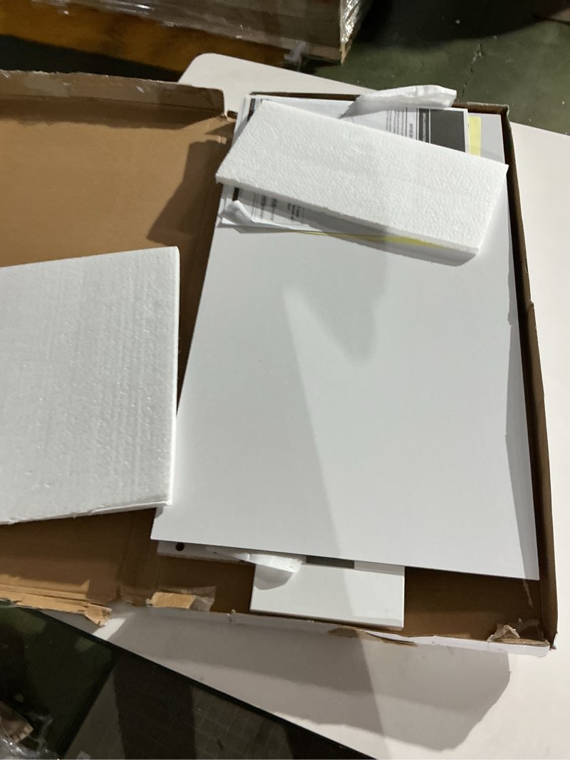 https://lotting-media.assets.bidfta.com/lotting_dc3d2488-183f-4696-8188-eb9c2e017bbb