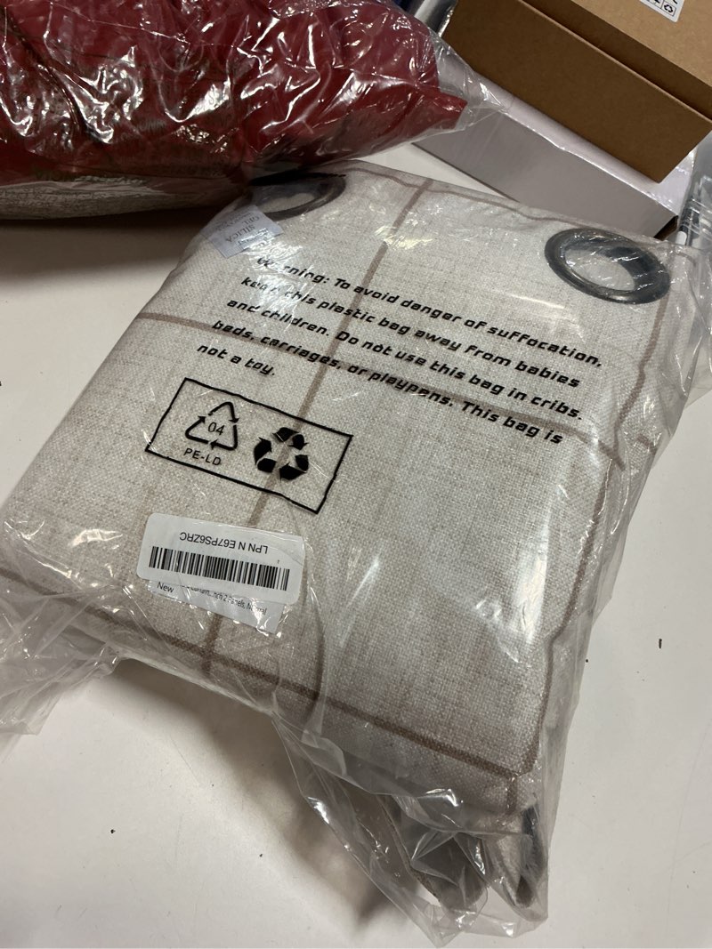 https://lotting-media.assets.bidfta.com/lotting_dc410446-6ad4-4a06-8986-dd4db5ef5120