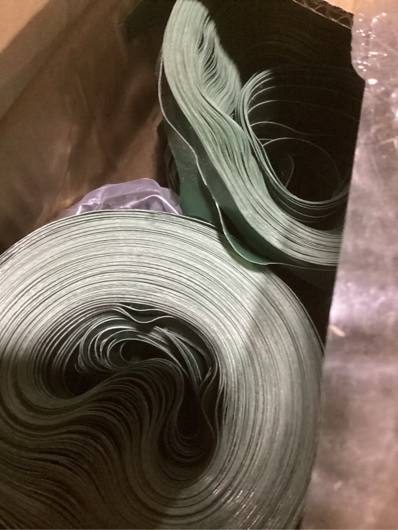 Condition photo showing Good Condition for potatolife plastic mesh fence safety fence, 2 roll 4'x100' with 100 zip ties, resuable temporary netting for garden fencing, construction, snow fencing, animal barrier, poultry, deer, patio, green 2 roll, 8.73 lb/roll green
