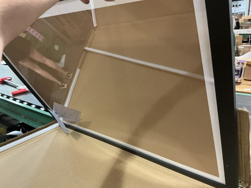 Condition photo showing Good Condition for lavie home 30 x 42 poster frame black, display pictures 27x40 with mat or 30x42 without mat, stable and sturdy picture frame and polished plexiglass, horizontal and vertical format of the wall?1 pack? 30x42 black