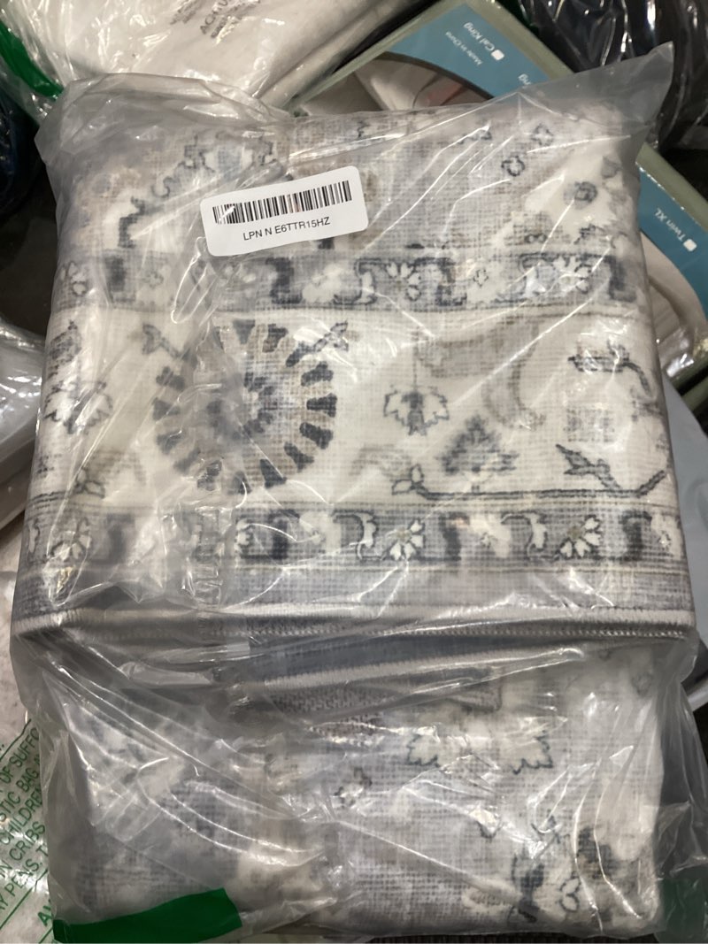 Condition photo showing Good Condition for washable hallway 3x4 floor mats: farmhouse non-slip kitchen sink area rug water-resistant small carpet for living room bathroom thin soft doormat easy-clean decorative rug for pets family(3x4,grey) 3' x 4' (rectangular) grey