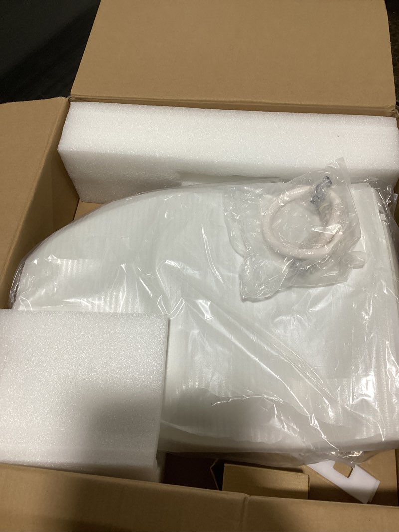 Condition photo showing New/Like New for Kohler PureWash M250 Manual Elongated Bidet Toilet Seat, White, Quiet-Close Lid Prevents Slamming, Cool Water, Easy Installation with Quick-Release Hinges, Adjustable Spray Position & Pressure White Elongated