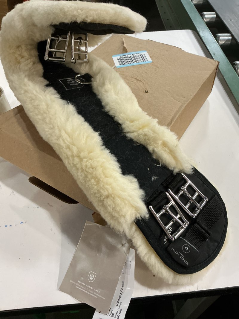 Condition photo showing Good Condition for Werner Christ Horse Moon Girth Special Anatomical Concave, Made of Real Sheepskin in Black Natural Size 60cm 60cm Black Natural