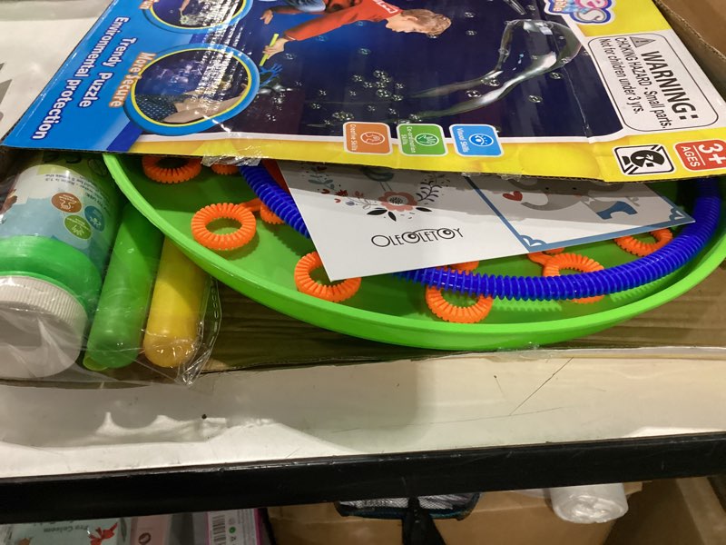 Condition photo showing Good Condition for giant bubble wand set for kids and adults with concentrated refill, fun outdoor and indoor activity for girls, boys, toddlers and children to enjoy