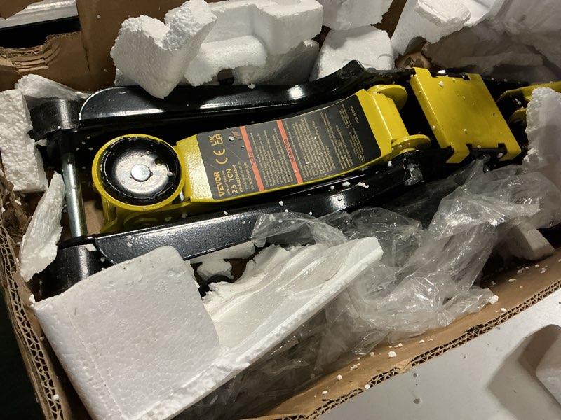 Condition photo showing As Is for vevor floor jack, 2.5 ton low profile floor jack, heavy-duty steel racing floor jack with single piston lift pump, floor jack lifting range 3.35"-14.96"