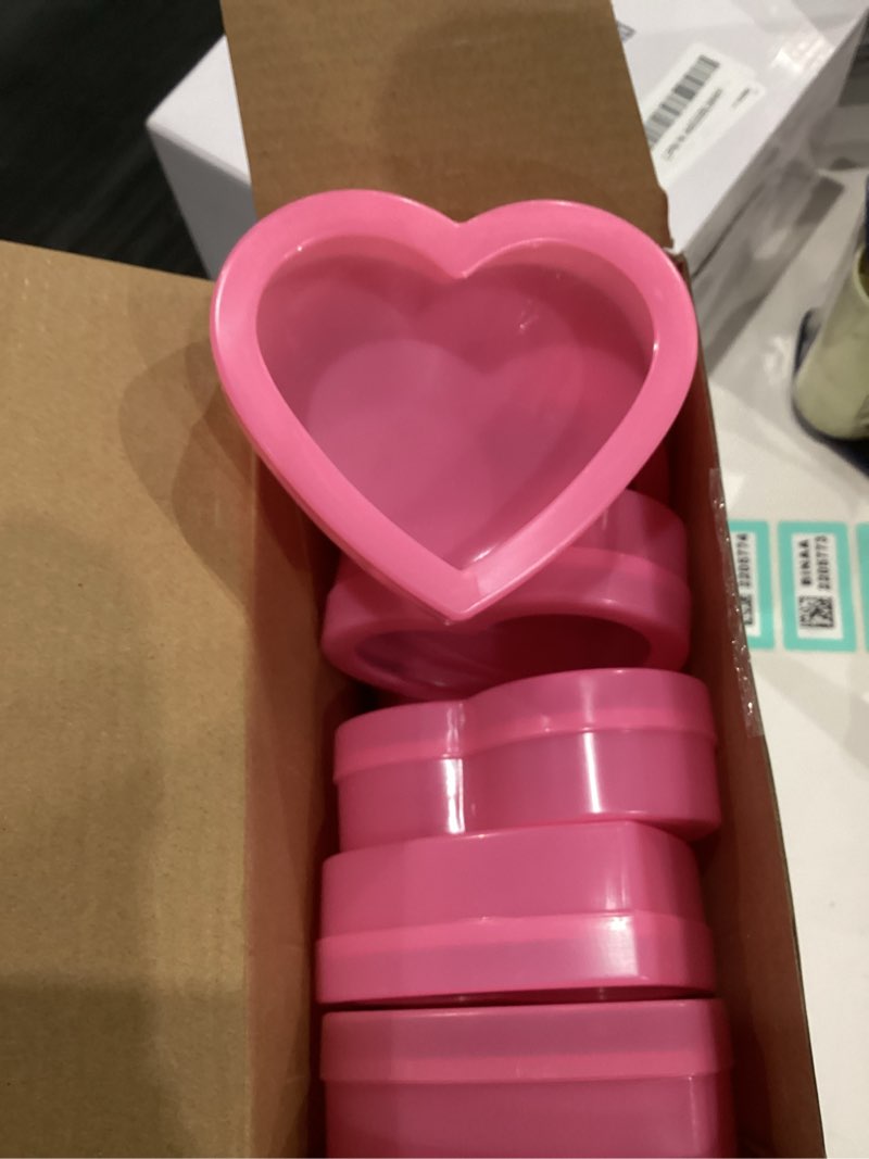 Condition photo showing Good Condition for Wesiti 12 Pcs Small Heart Shaped Boxes with Window Valentine's Day Gift Boxes Plastic Storage Container for DIY Projects Presents Candy Jewelry Mother's Day Gifts (3.5 x 3 x 1.2 Inch,Pink) 1 Count (Pack of 12) Pink 12