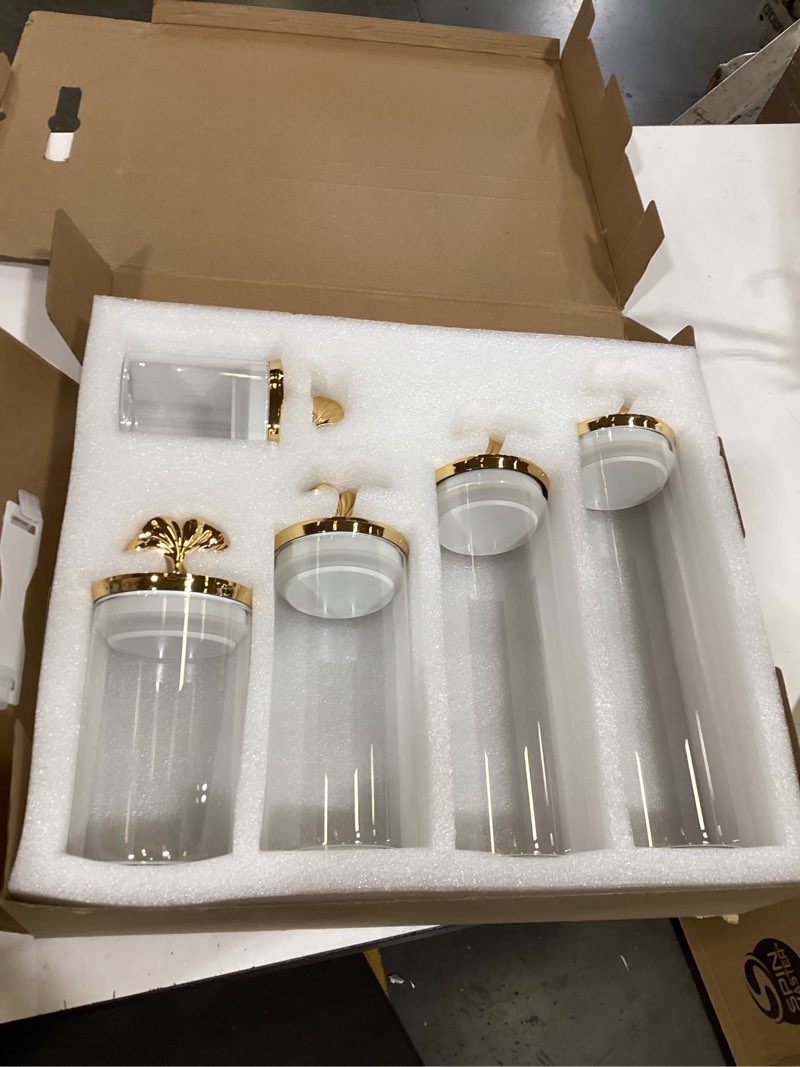 Condition photo showing Good Condition for nordic style gold glass food storage containers (glass)