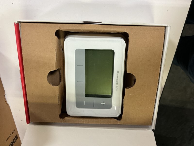Condition photo showing Good Condition for Honeywell RTH7560E1001 Gray/White 7-Day Programmable Thermostat