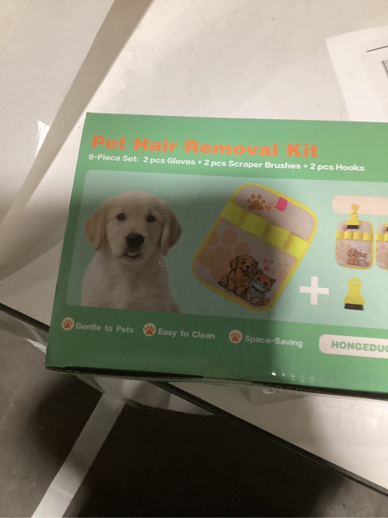 Condition photo showing Good Condition for Pet Hair Removal Glove?the Magic Brush Electrostatic Pet Hair Remover?Furhero Gloves Mitt Dog Cat Grooming Tool?Fur Hero Reusable for Furniture Clothes Couch Cleaning 6PCS Box