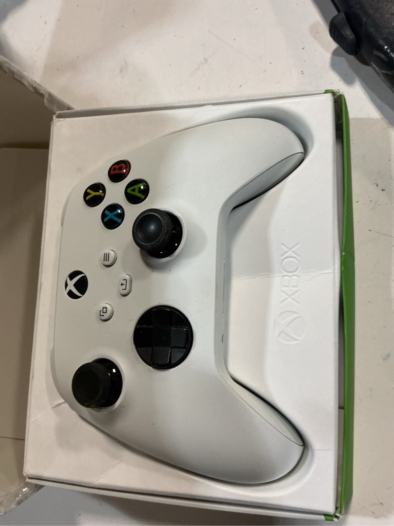 Condition photo showing Good Condition for microsoft xbox series s or x wireless controller robot white plus vgsion battery