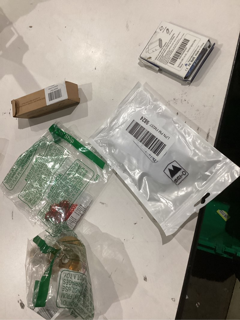 Condition photo showing As Is for pack of 5 things