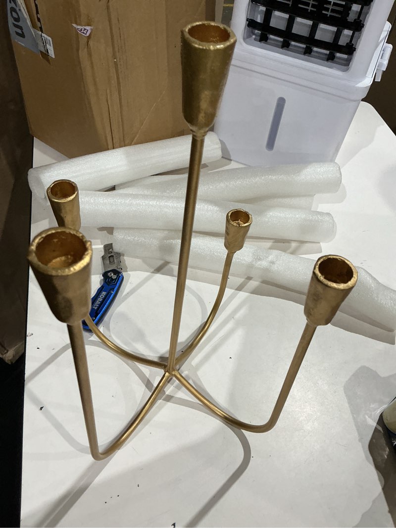 Condition photo showing Good Condition for metal candlestick holders candelabra cast iron 5 taper | mercadolibre
