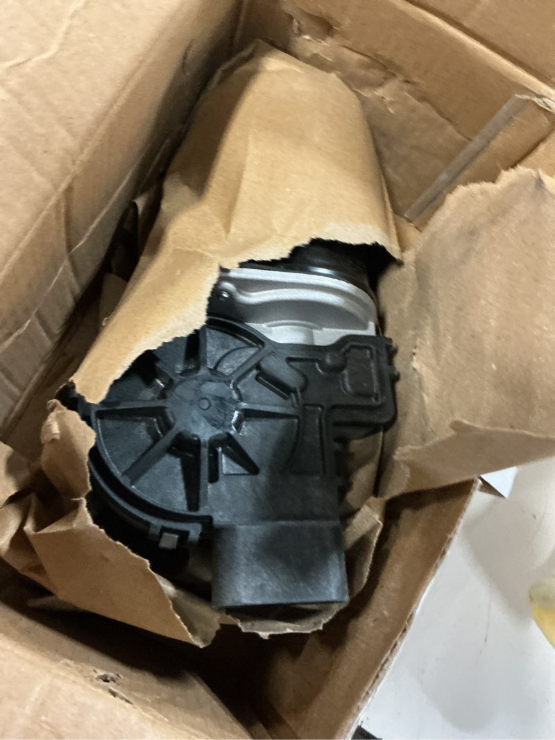 Condition photo showing Good Condition for roadfar front windshield wiper motor replacement for 2014-2017 for ram for 1500,2014-2017 for ram for 2500,2015-2017 for ram for 3500 68050422ac 68050422ab 68050422ad wiper motor 4 pins
