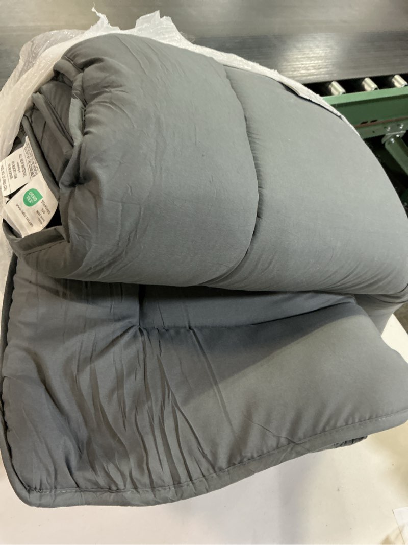 Condition photo showing Good Condition for Japanese Floor Mattress Futon, Thick 5-Layer Roll Up Foldable Mattress, Comfortable Foam Tatami Mat Sleeping Pad (Gray, Twin) Grey Twin