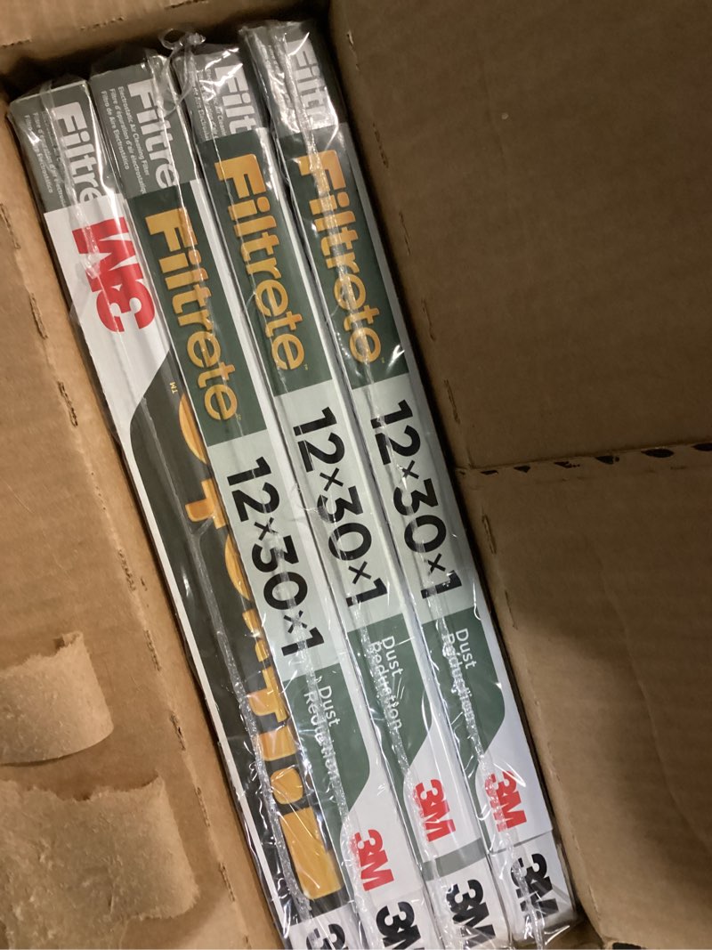 Condition photo showing New/Like New for filtrete 342dc-6 dust reduction filter 12x30x1”