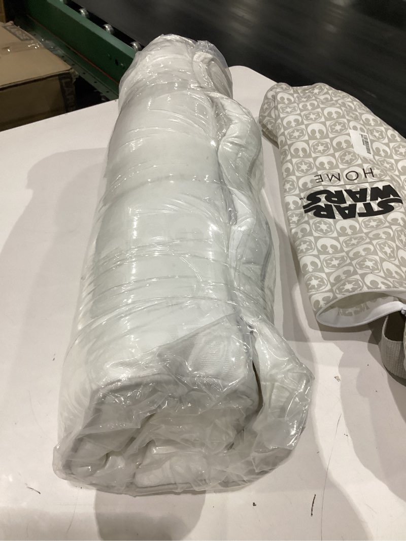 Condition photo showing New/Like New for sobel westex star wars antithesis bed pillow | luxury hotel pillow | medium firm | side and back sleeper | 100% cotton 300tc cover | soft, machine washable (standard 20 x 26)