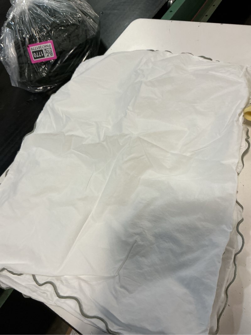 Condition photo showing Good Condition for organic crisp percale scallop sham set, standard, white/dried sage