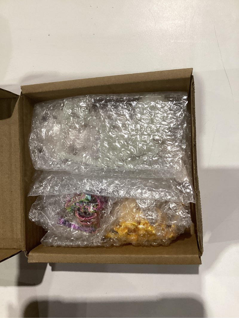 Condition photo showing New/Like New for Poseable Skeleton Fridge Magnet, 3D Printed Vintage Magnetic Skeleton Figurine, Funny Skeleton Magnets with Movable Joints, Strong Magnetic Skeleton for Fridge, Halloween Kitchen Decor (4-Pack)