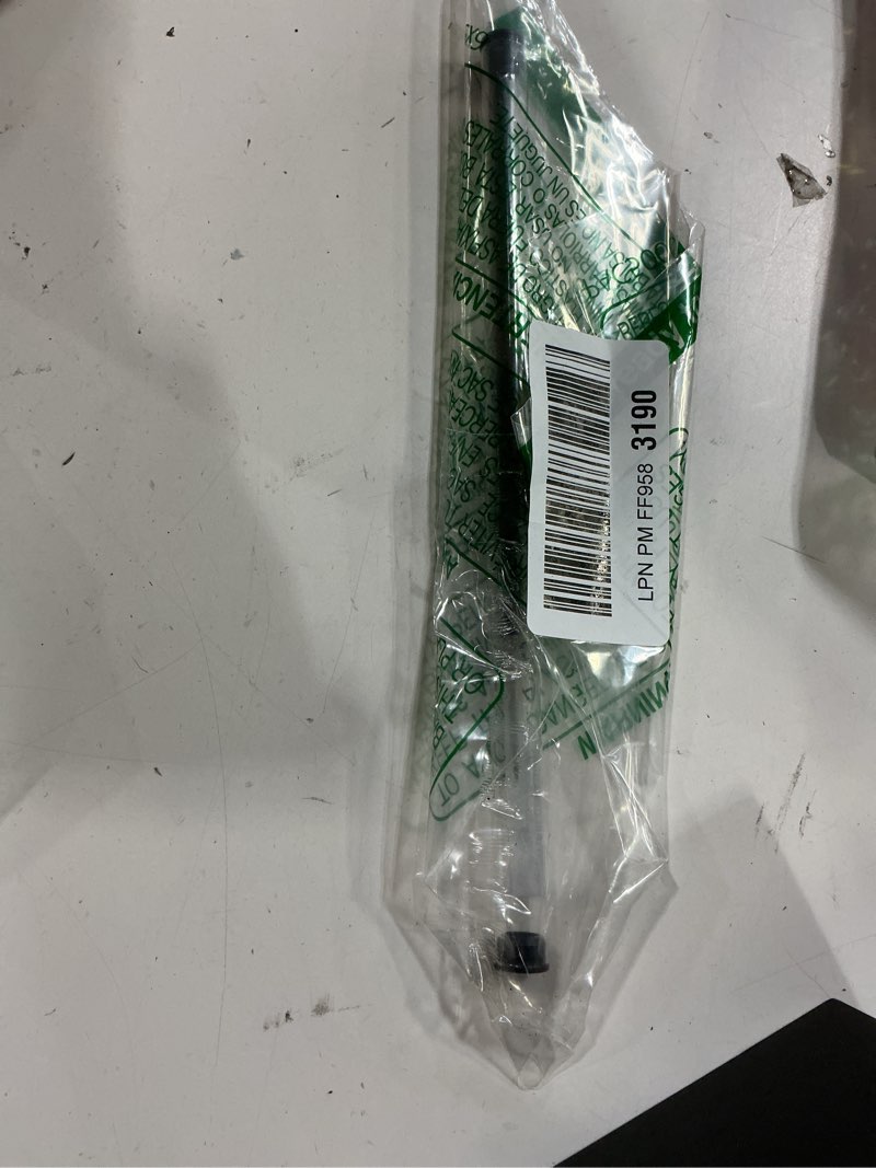 Condition photo showing New/Like New for Winsor & Newton Series 7 Kolinsky Sable Brush, Round SH #00 #00 Round