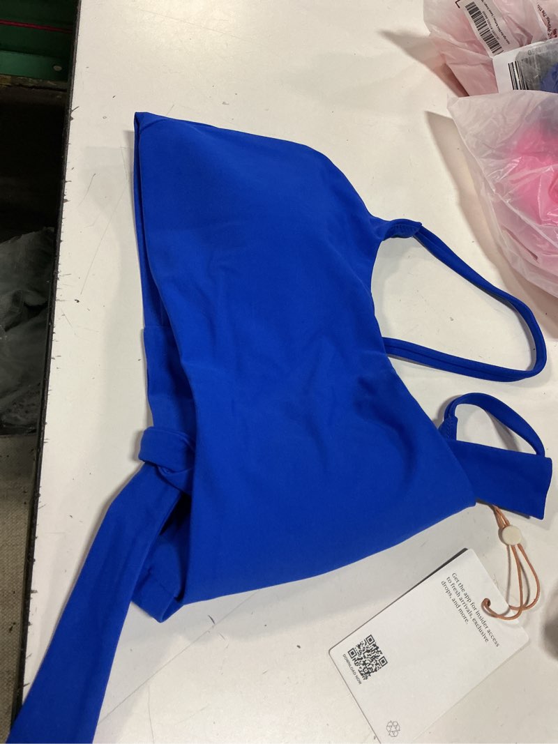 Condition photo showing Good Condition for italian scoop neck bikini top, m, electric blue