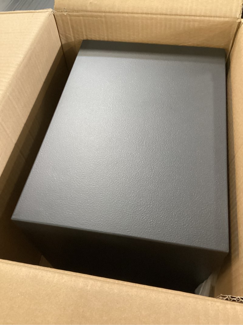 https://lotting-media.assets.bidfta.com/lotting_dcc275d1-87b4-4a34-8bce-e465e46fa915