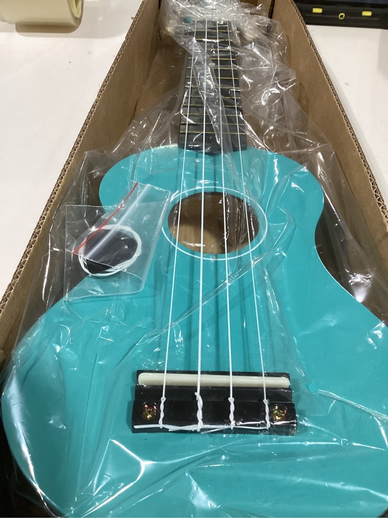 Condition photo showing Good Condition for Strong Wind Soprano Ukulele 21 Inch Basswood Ukeleles for Beginners Four Strings Hawaiian Guitar Christmas Ukulele for Adults Teenagers?Light Blue?