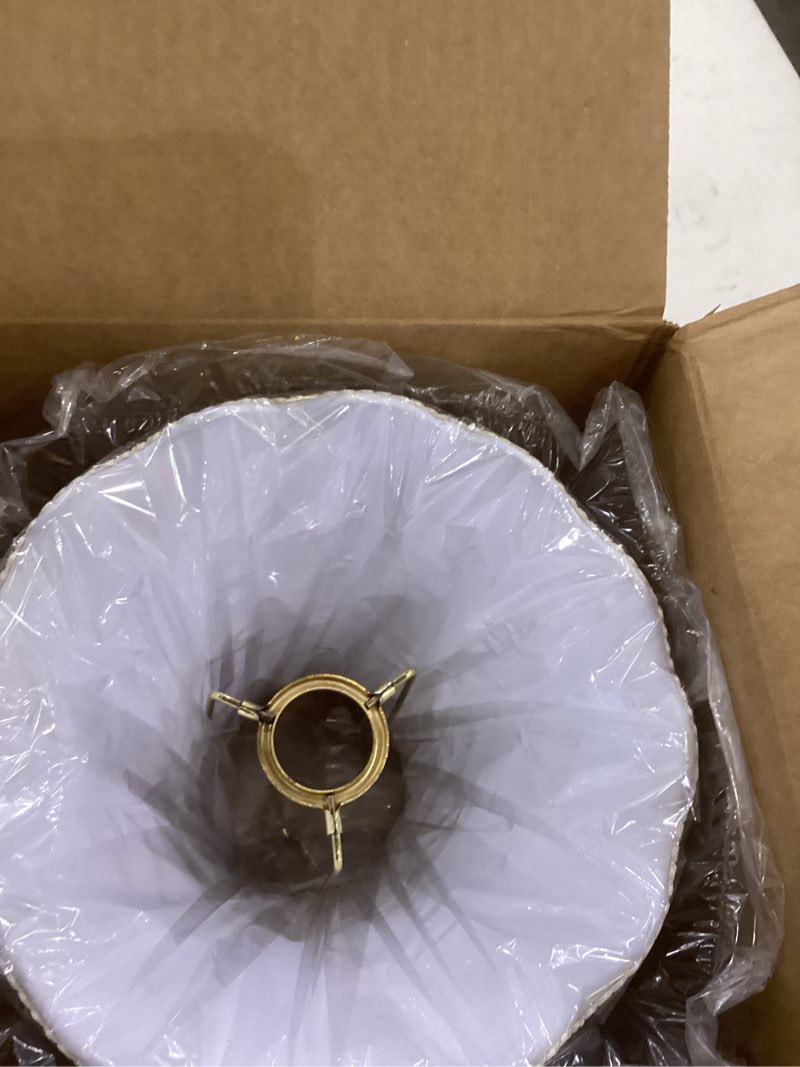 Condition photo showing New/Like New for Aspen Creative 55009 Handsewn Scallop Dome Tranditional UNO Lamp Shade in Off-White Faux Silk, 4" Top x 8" Bottom x 7" Slant, Slip UNO 33mm