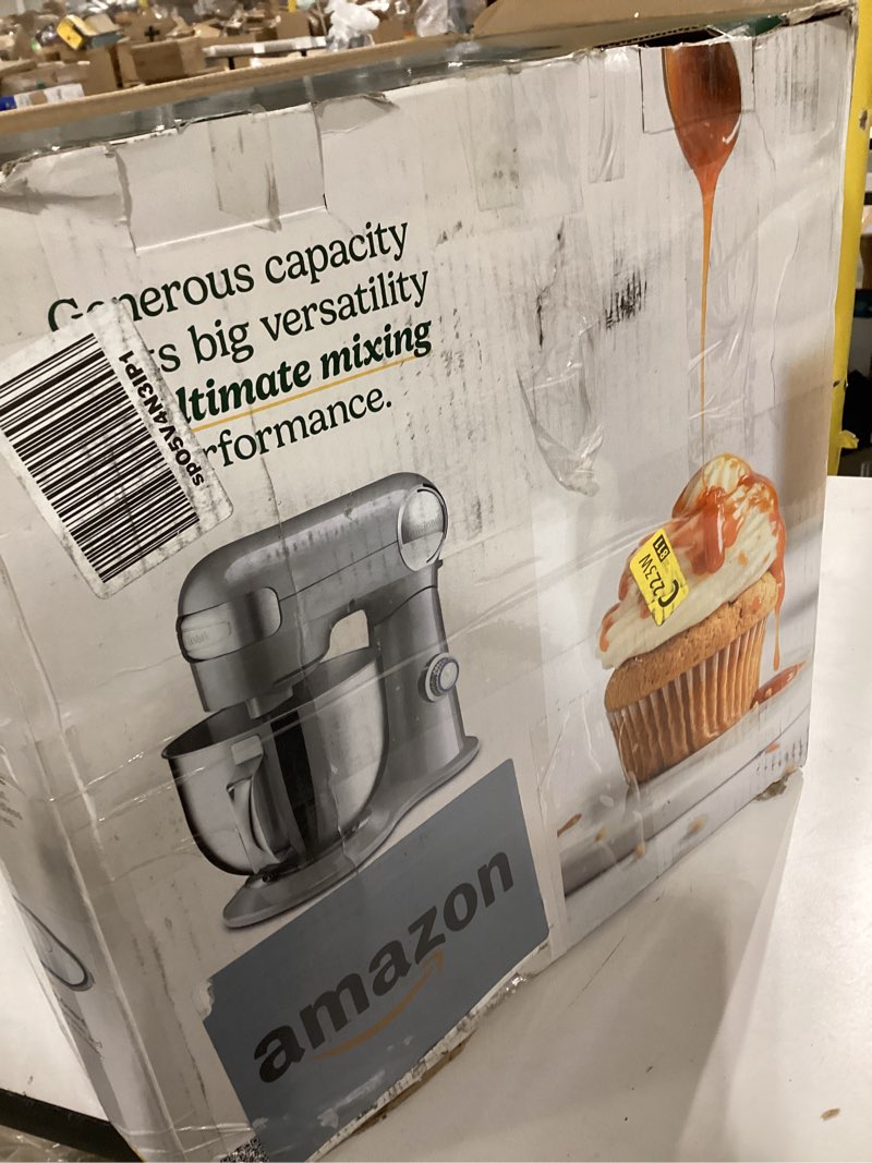 Cuisinart Stand Mixer, 12 Speeds, 5.5-Quart Mixing Bowl, Chef's Whisk, Flat Mixing Paddle, Dough Hoo