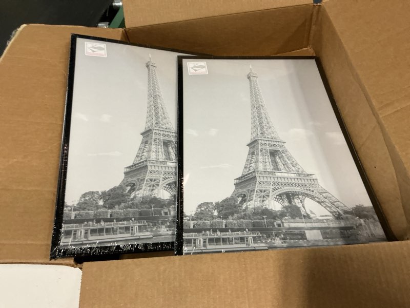 Condition photo showing Good Condition for ( incomplete ) upsimples 12x18 picture frame black 3 pack, scratch-proof poster frames 12 x 18 for photo gallery - slide-in strips, horizontal or vertical wall mounting black 12x18