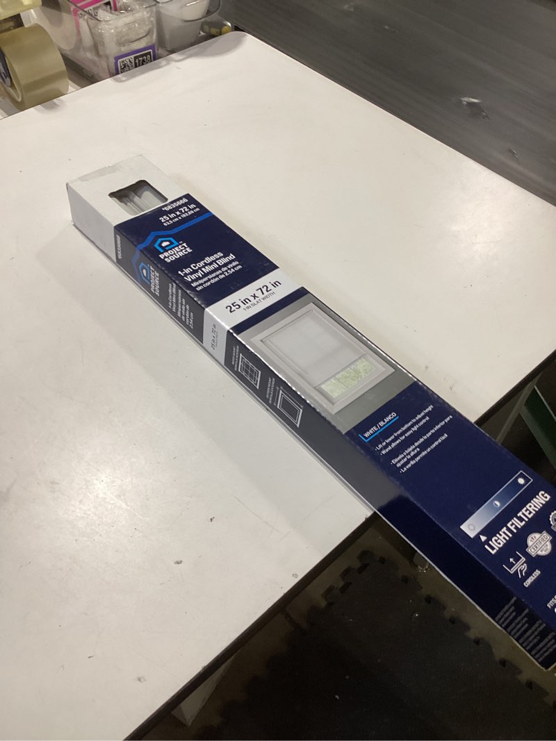 project source 1-in cordless vinyl mini blind 25in x 72in