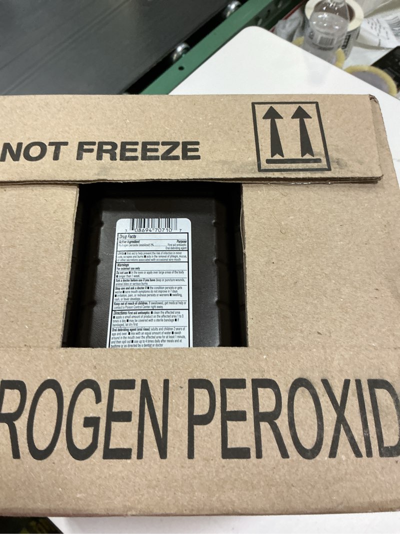 Condition photo showing New/Like New for Swan 3% Hydrogen Peroxide Topical Solution First Aid Antiseptic, 32 Fluid Ounce (Pack of 12), 384 Fl Oz
