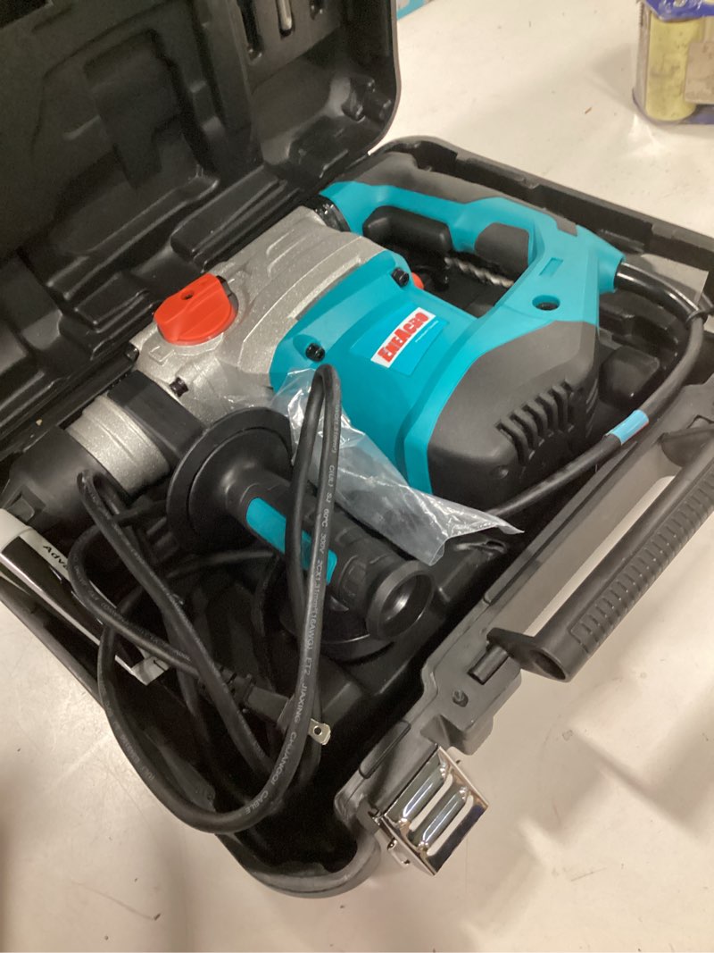 Condition photo showing Good Condition for ENEACRO 1-1/4 Inch SDS-Plus 13 Amp Heavy Duty Rotary Hammer Drill, Safety Clutch 4 Functions with Vibration Control Including Grease, Chisels and Drill Bits with Case