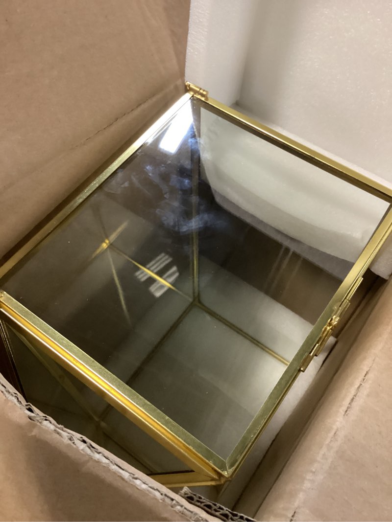https://lotting-media.assets.bidfta.com/lotting_dcf36967-628f-4764-92d5-3af0946a57f2