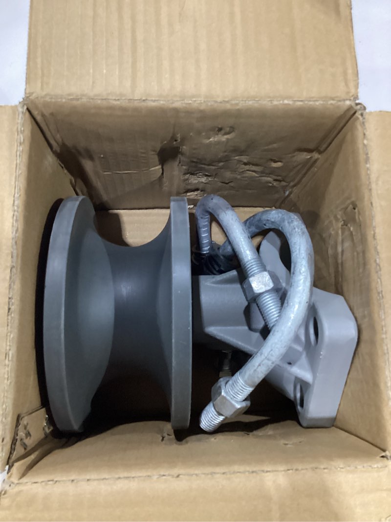 Condition photo showing New/Like New for 4 pack nylon cantilever roller, sliding gate roller, 4" round post chain link fence parts, cantilevered rail fence gate kit 4pack round base without cover