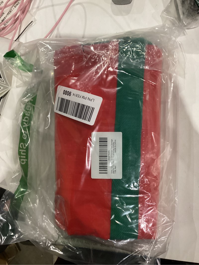 Condition photo showing New/Like New for Cosy Family 7.5 ft Christmas Tree Storage Bag - Durable Heavy Duty Extra Large Artificial Xmas Holiday Tree Bag with Reinforced Handles and Dual Zippers Wide Opening - Red Red 7.5 Foot