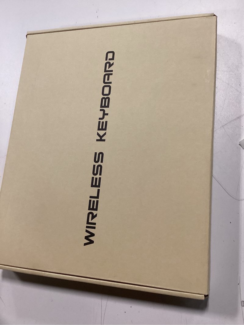 Condition photo showing New/Like New for CHESONA for iPad Pro 11 Inch (M4 2024/M5 2025) Case with Keyboard, Magnetic Detachable Keyboard, Precise Cutouts Case with Pencil Holder, Rechargeable Wireless Folio Keyboard Case for iPad Pro M4 11'' For iPad Pro 11 inch (M4) 2024 White