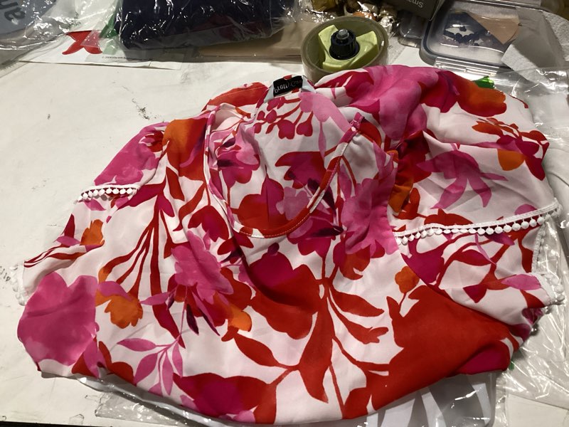 Condition photo showing Good Condition for prettygarden womens spring tops 2026 casual crewneck lace crochet short sleeve shirts floral boho blouse loose tunic top medium floral white rose red