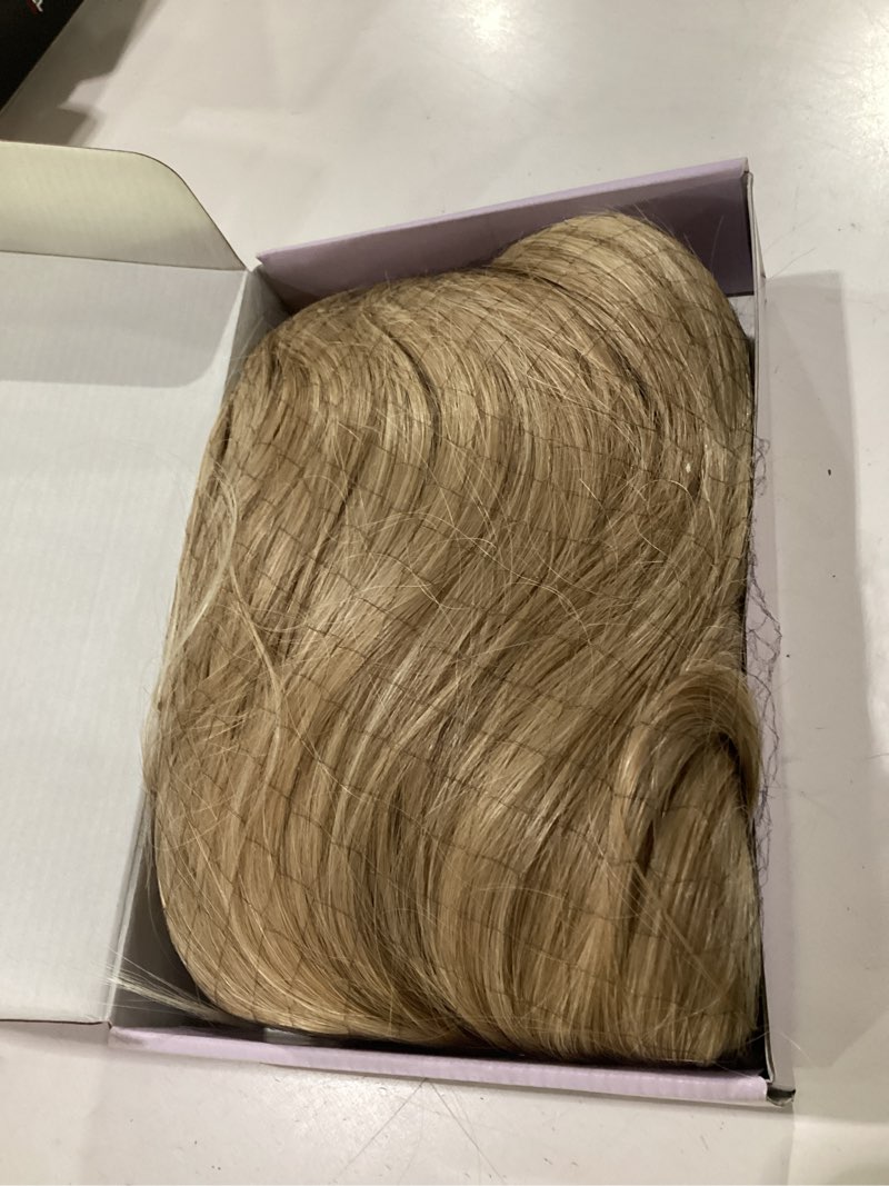 Condition photo showing New/Like New for BARSDAR Short Wavy Honey Blonde Wig - Shoulder Length Wavy Blonde Wigs for Women - Short Loose Wave Layererd Wig with Face-Framing Curtain Bangs Soft Synthetic Natural Looking Daily Party 16 Inch Honey Blonde