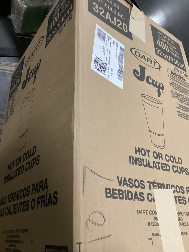Condition photo showing Good Condition for (white) dart 32aj20h horizon foam cup 16 count (pack of 25) total of 400 cups