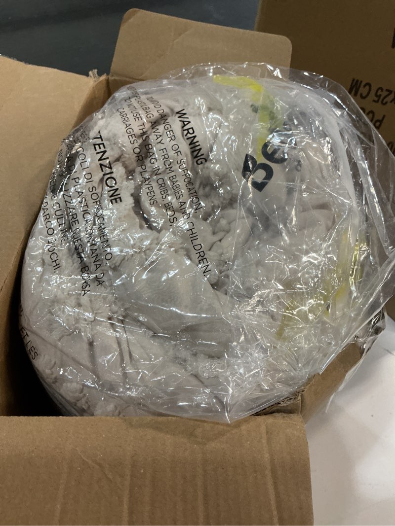 Condition photo showing Good Condition for Bedsure Tufted Boho Comforter Set Oversized Queen - Beige Boho Bed Set, GentleSoft™ 3 Pieces Farmhouse Shabby Chic Embroidery Bedding, Gifts for Woman, Soft Jacquard Comforter for All Seasons Oversized Queen 01 - Beige - Elegant