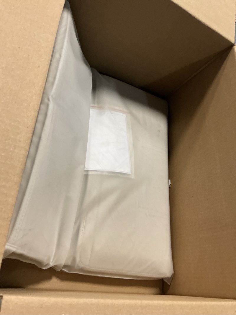 Condition photo showing Good Condition for taikoo back seat protector,preventing the impact of children stepping on the seat backrest,beautiful appearance and easy to clean,black (cream white -2 pcs)