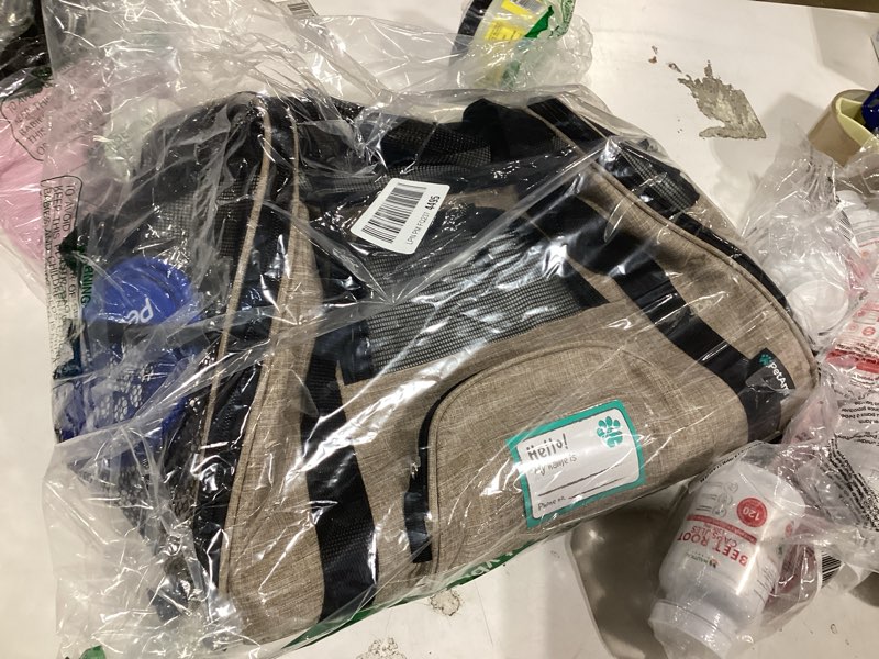Condition photo showing Good Condition for petami airline approved pet carrier for cat, soft sided dog carrier for small dog, cat travel supply accessories indoor cat, ventilated carrying bag medium large kitten puppy, small heather taupe heather taupe small - 17"l x 10.2"w x 11.2"h