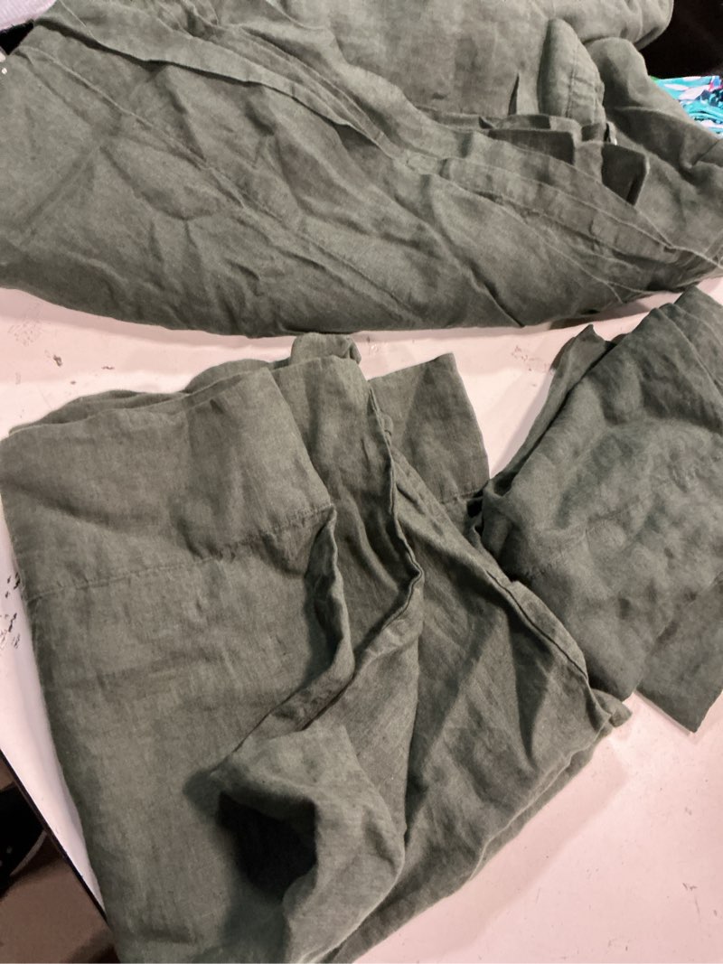 Condition photo showing Good Condition for quince, european linen sheet set(3 pcs)queen, pine