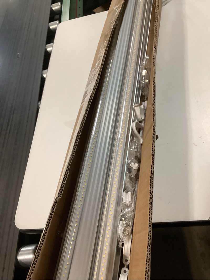 Condition photo showing Good Condition for Super Bright 50w 7200lm 5000k V Shape 4ft Led Shop Lights for Workshop 4ft, 4' Linkable 4 Foot Led Shop Lights with Plug in Power Cable On/Off Switch for Garage Basement Warehouse 4FT-10PACK