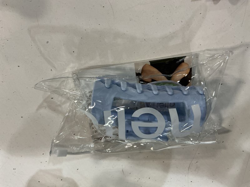 Condition photo showing Good Condition for mello medium hair clip - flexible comfort hair claw for women, strong hold for thick & thin hair styling, durable material, matte non-slip finish, made in korea, patent pending (light blue, medium) 1 count (pack of 1) light blue