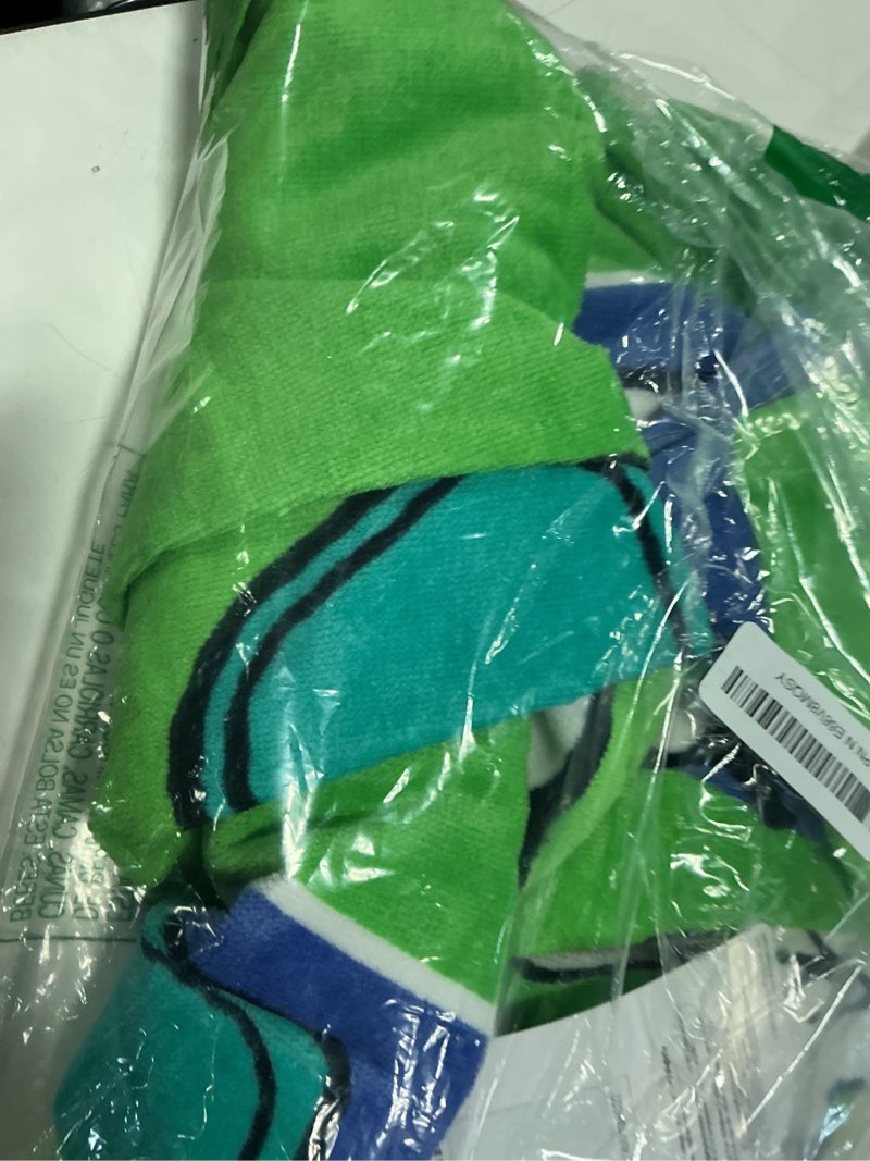 Condition photo showing Good Condition for franco collectibles peanuts snoopy pickleball tennis super soft cotton bath/pool/beach towel, 60 in x 30 in, (100% official peanuts product) peanuts snoopy - pickleball